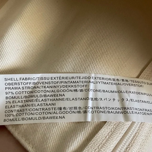 MOON RIVER
Lace-Up Corset Crop Top in Color Cream - Picture 5 of 7